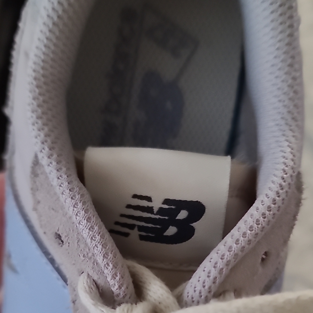 New Balance White and Light Blue Sneakers - Picture 2 of 3